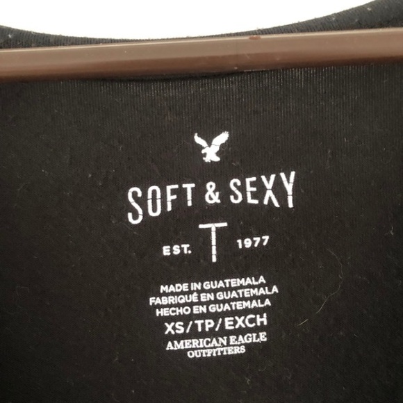 T-shirt - Picture 2 of 3